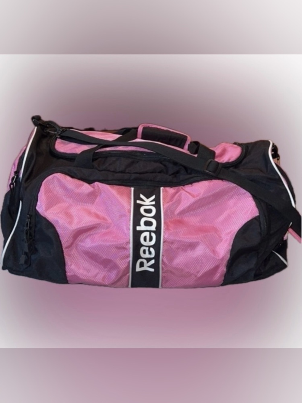 Reebok Pink and Black Women's Large Travel/Sports Duffel Bag